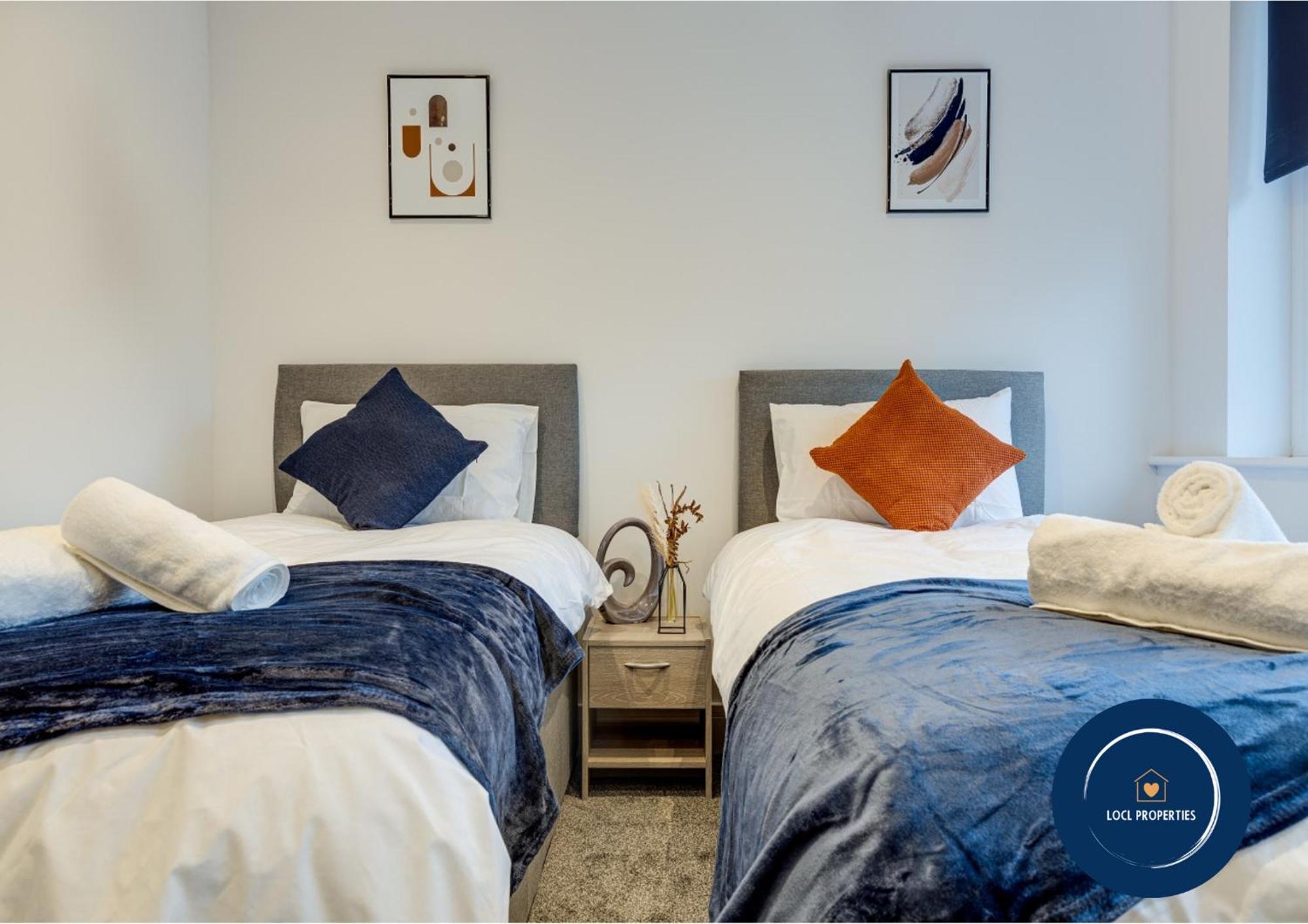 Raglan 3 - Central Apartment With Free Parking Scarborough Exterior photo