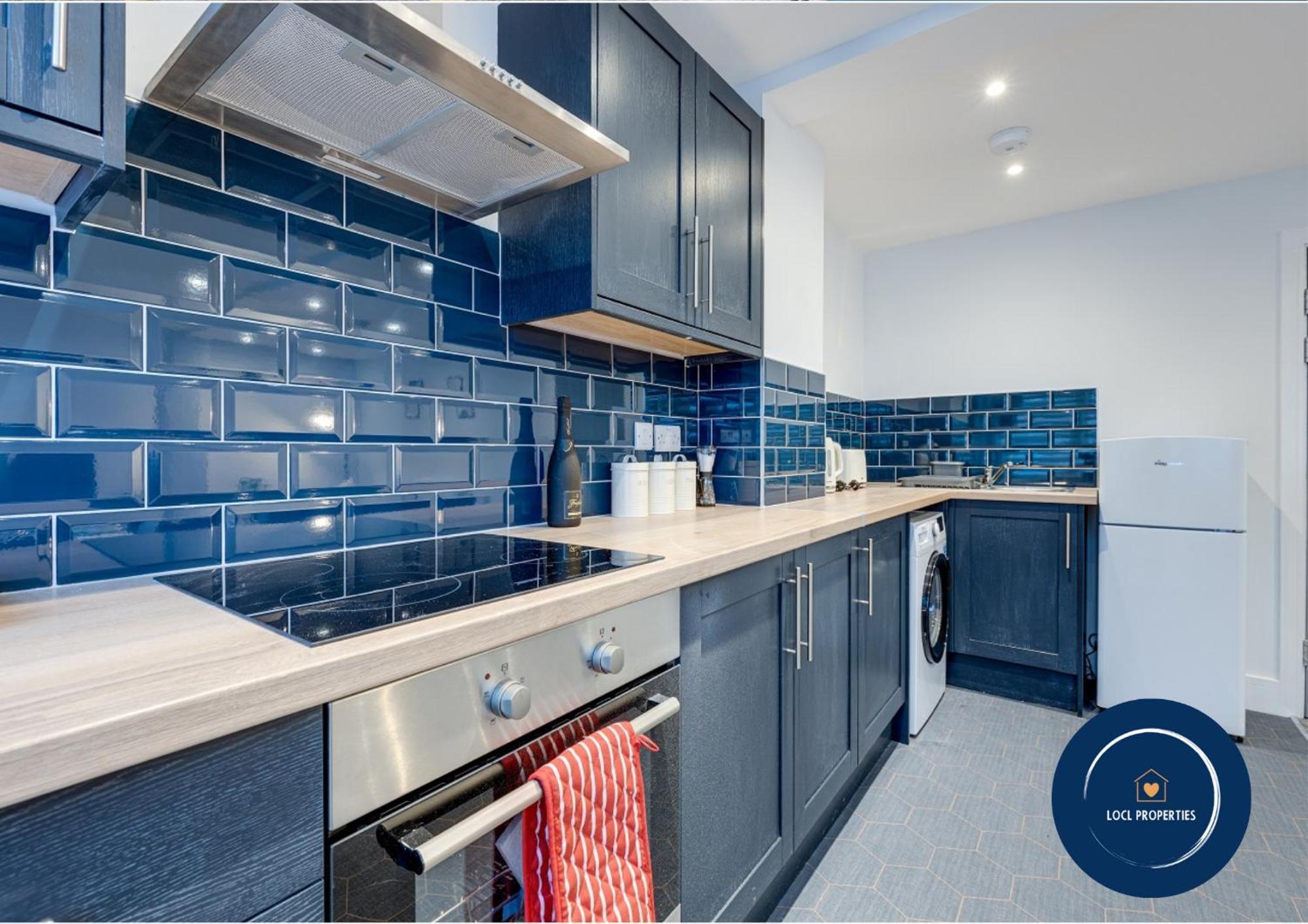 Raglan 3 - Central Apartment With Free Parking Scarborough Exterior photo