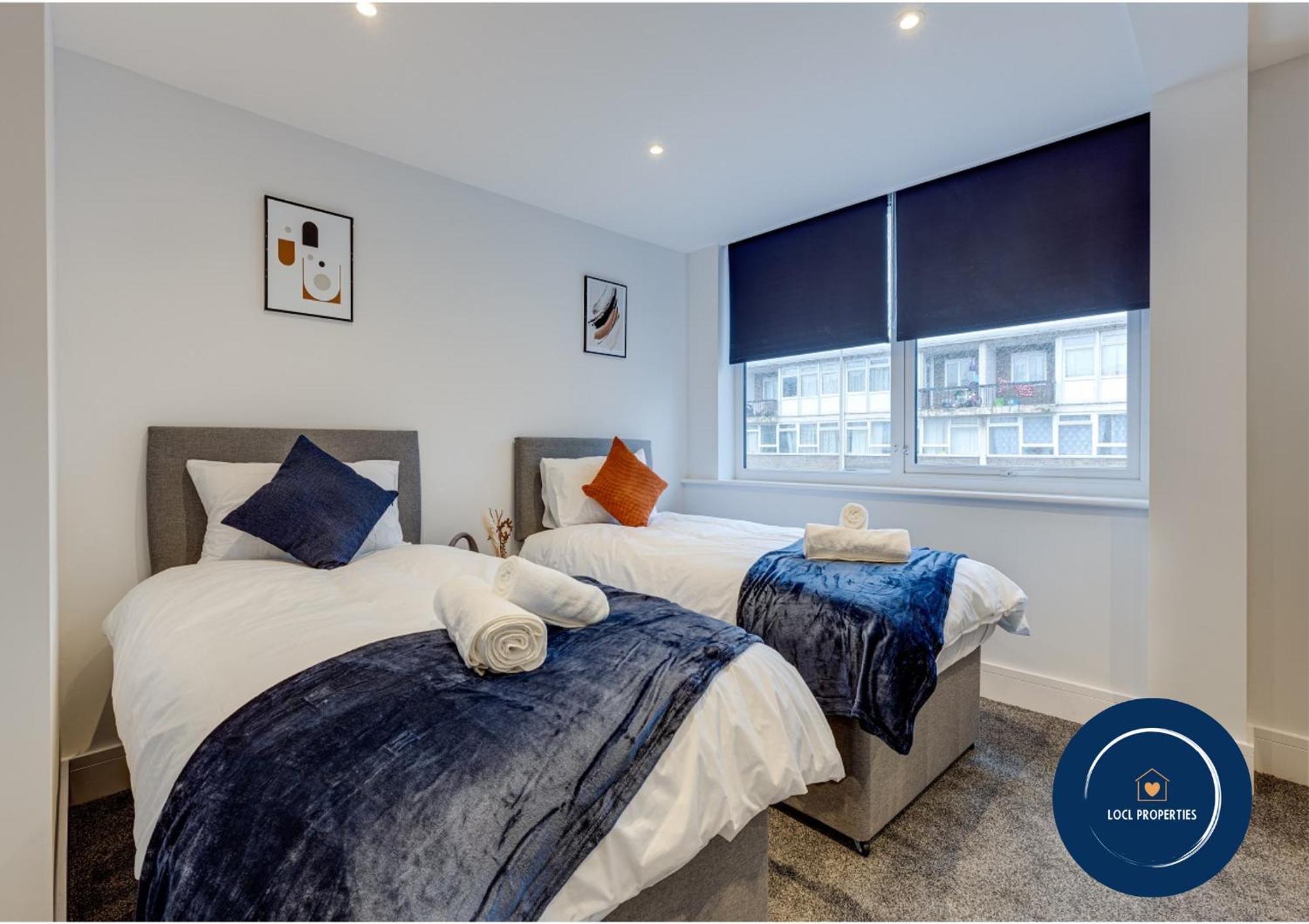 Raglan 3 - Central Apartment With Free Parking Scarborough Exterior photo